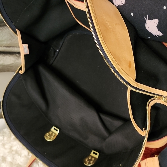 Dooney & Bourke Weekender Bag - Picture 6 of 6